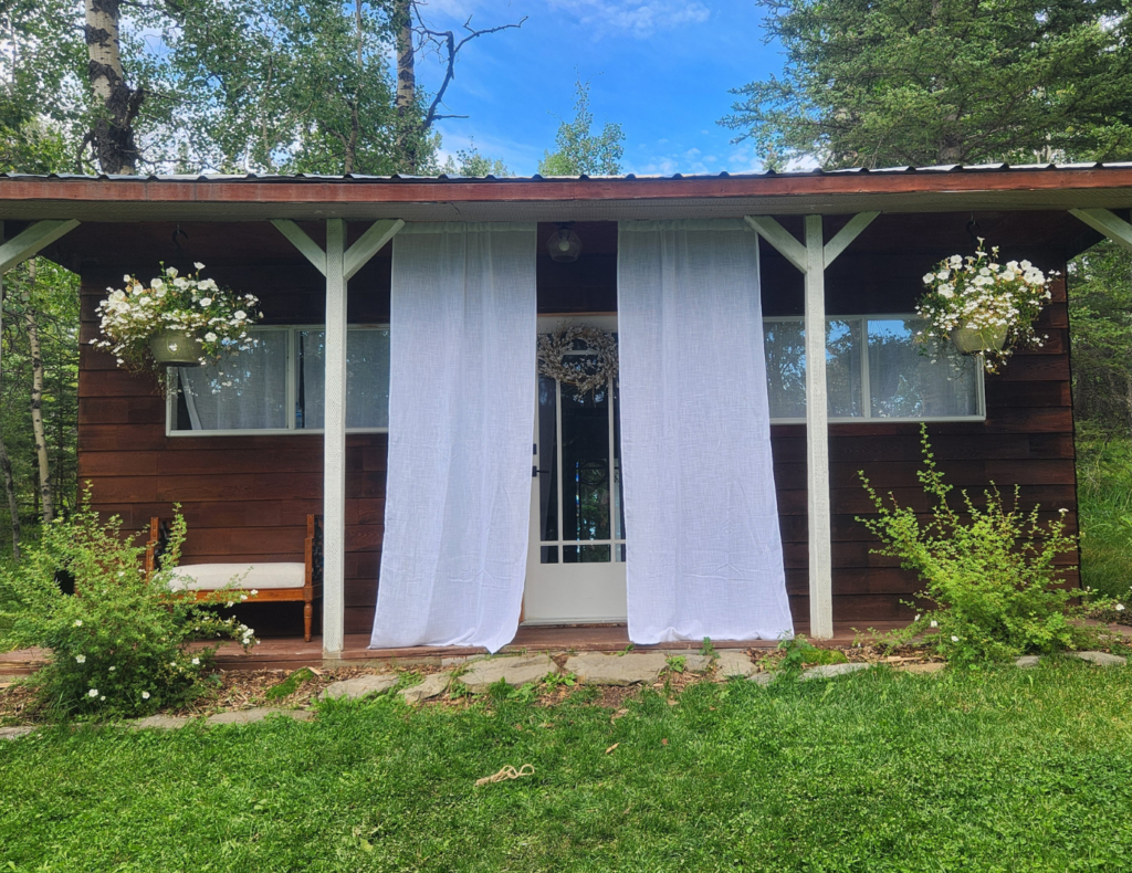 Shayla and Doug's wedding at Roots & Roses near Cochrane, Alberta — planned by JK Weddings & Events